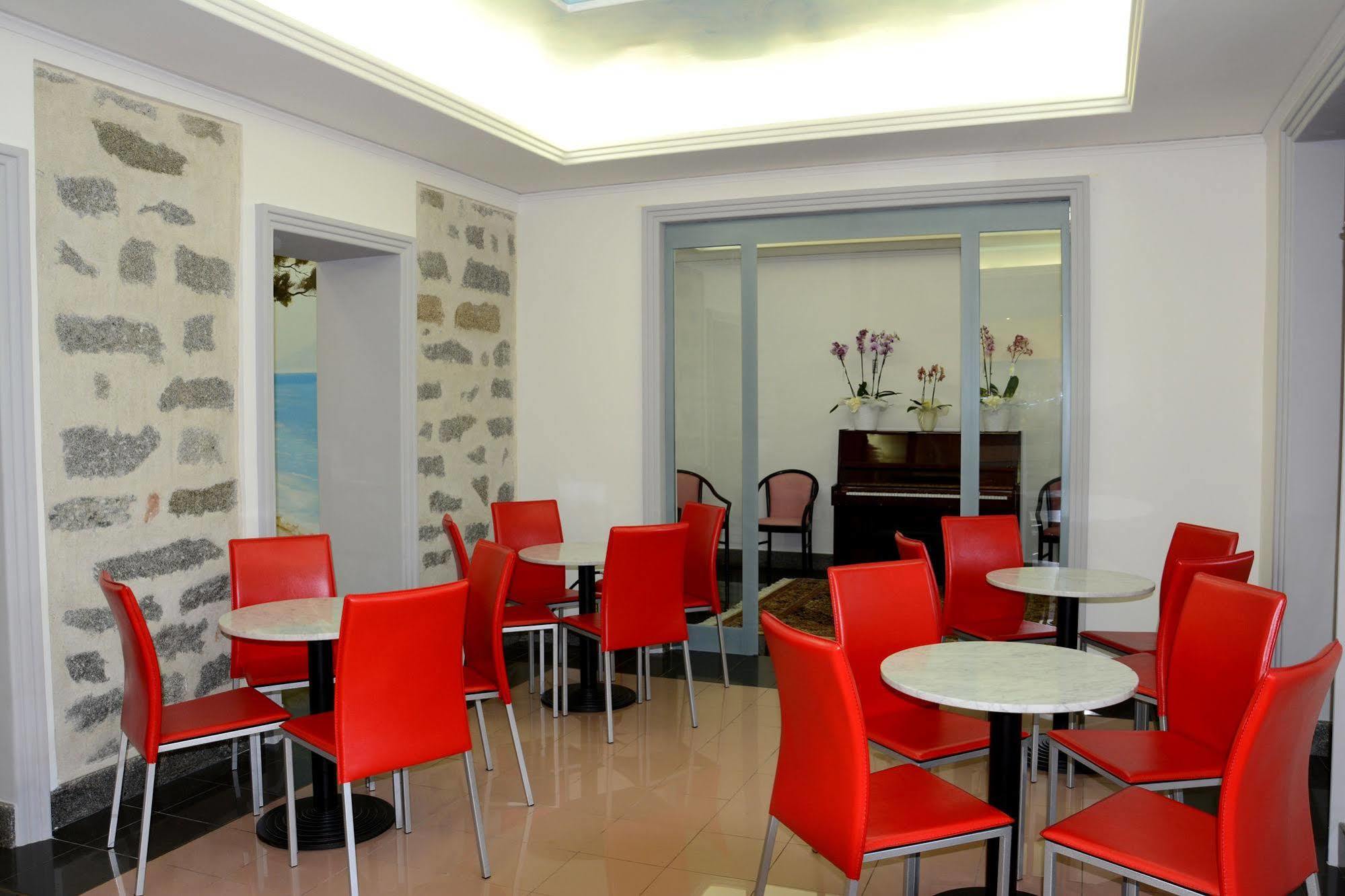 Orrì Hotel Tortolì Esterno foto