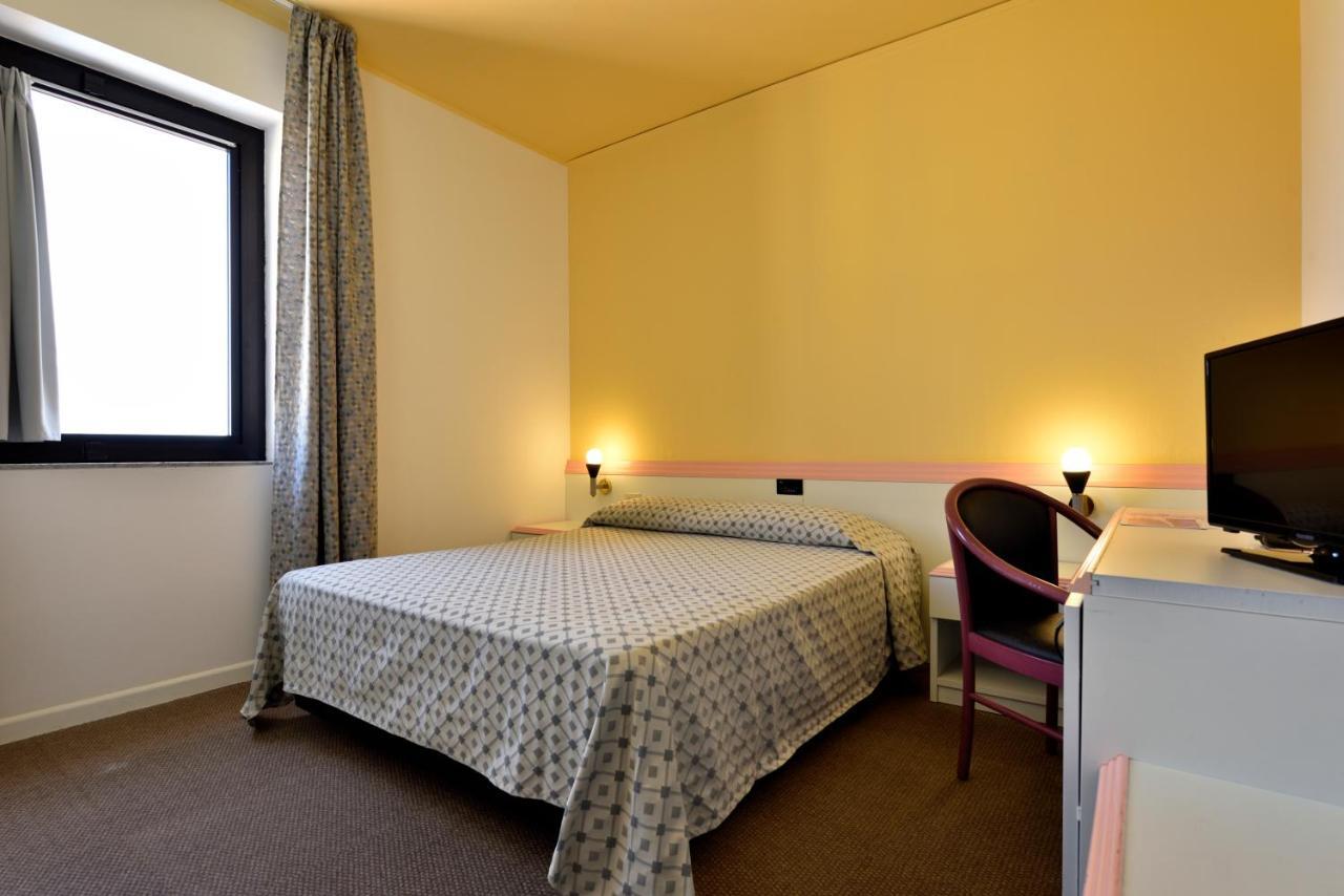 Orrì Hotel Tortolì Esterno foto