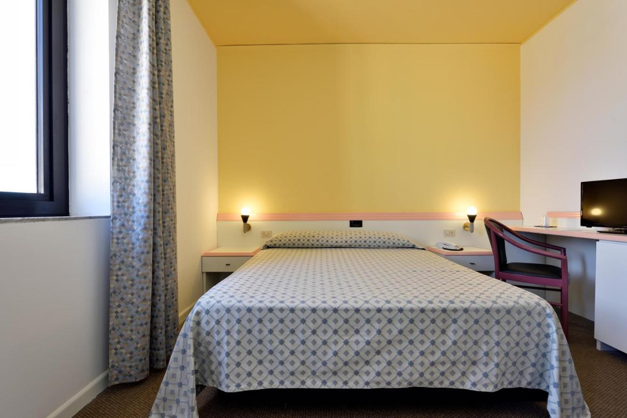Orrì Hotel Tortolì Esterno foto